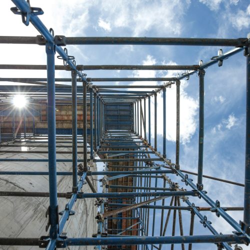 scaffold-on-construction-site-view-from-below-JFVPSJD